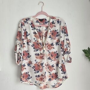 Rue21 Pink and Blue Floral Quarter Sleeve Blouse